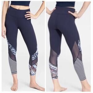 Athleta Womens Medium Print Mix Salutation 7/8 Tight Navy Mesh High Rise Legging